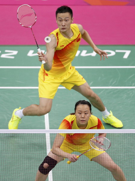 China beat Denmark in badminton mixed doubles 1/4 Final