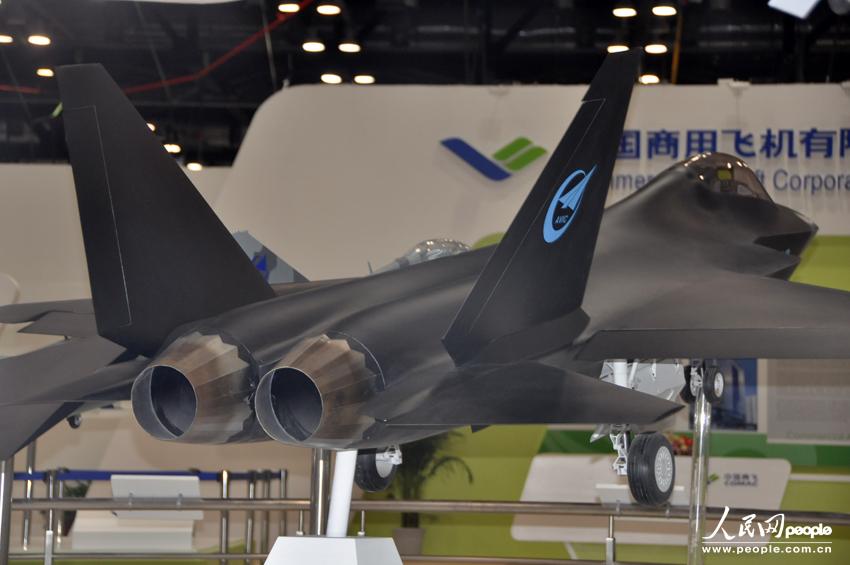 Shining models at 15th Aviation Expo China