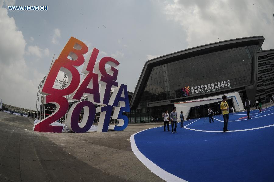 Tech giants shine on Guiyang Intl Big Data Expo 2015