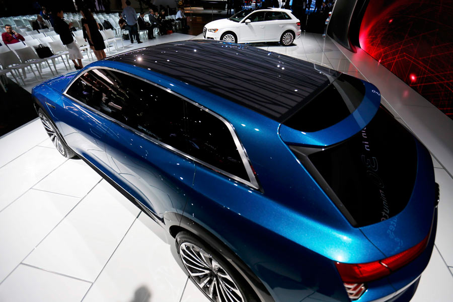 Automakers debut key models at LA Auto Show