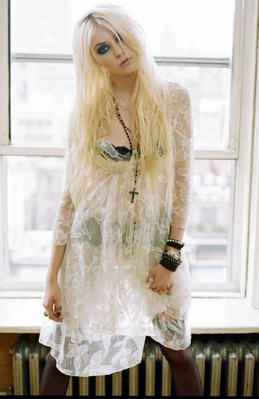 Workaholic Taylor Momsen