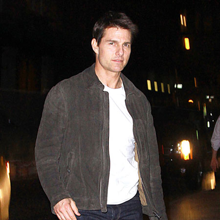 Tom Cruise pays tribute to Tony Scott