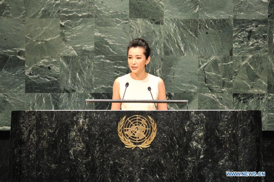 Li Bingbing delivers speech at UN Climate Summit