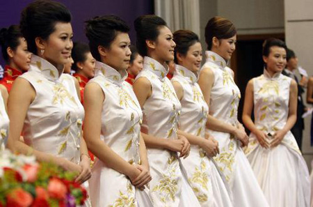 Expo hostesses competition comes to final