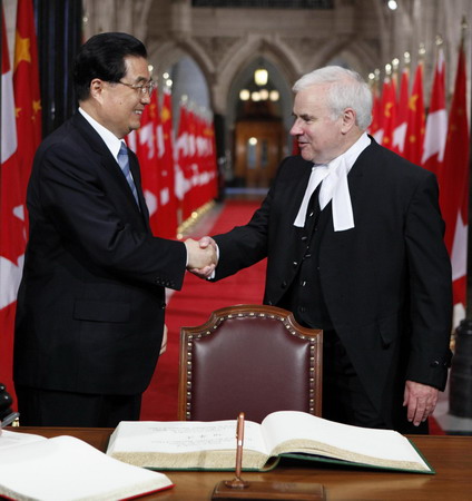 President Hu meets with Canada's leaders in Ottawa