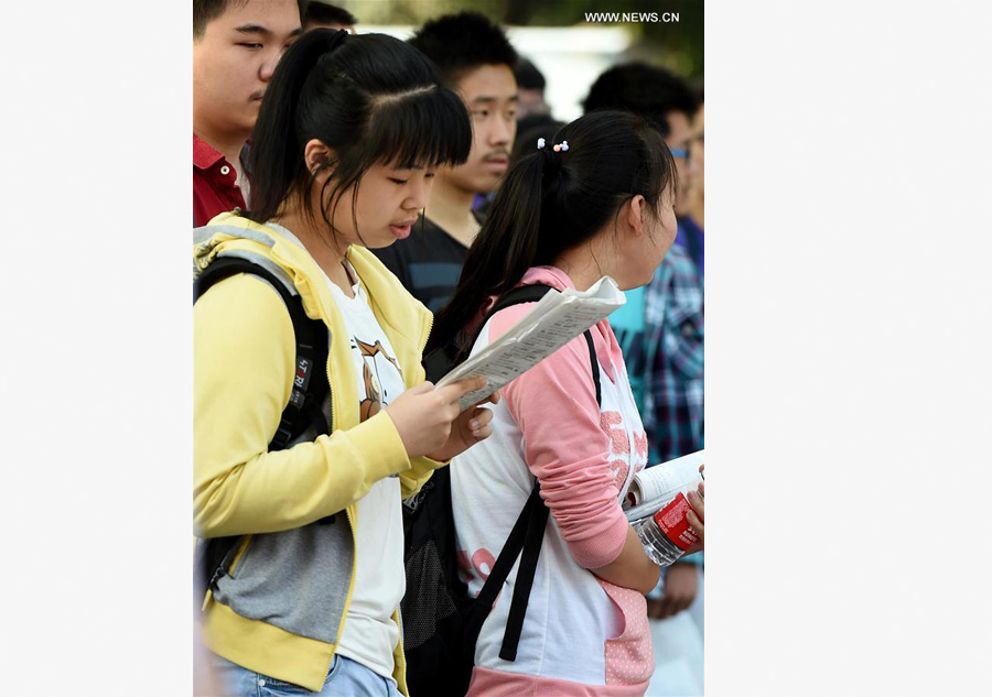 9.4m students sit China's college entrance exam