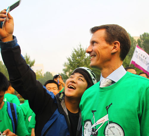 Bicycle campaign rolls through Tsinghua