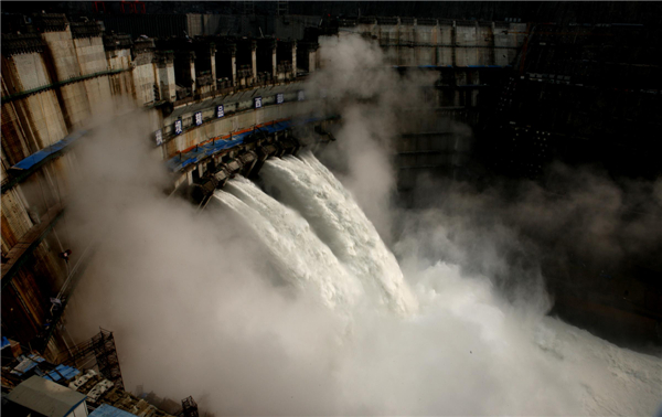 China's 2nd-largest hydropower station starts operation