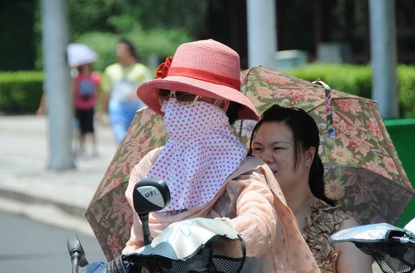 Heat wave strikes China