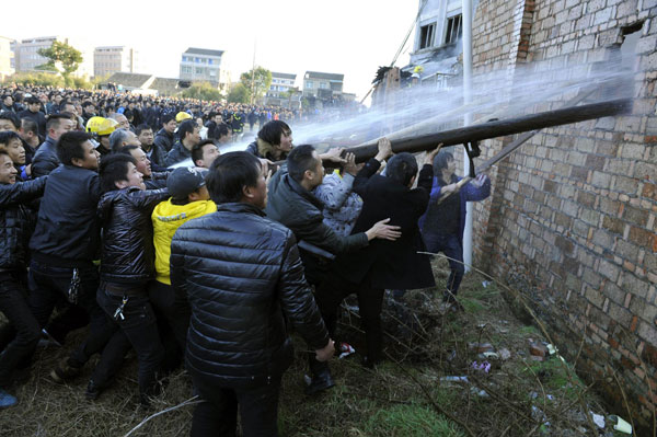 16 dead, 5 injured in China factory fire