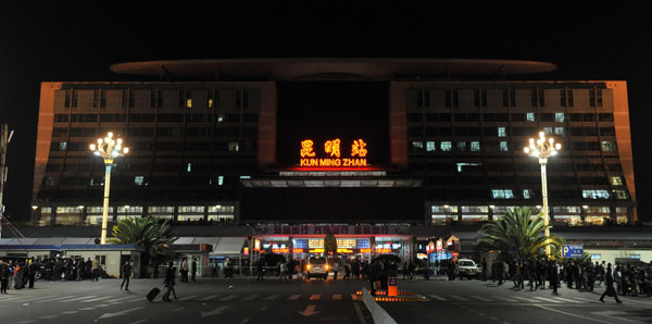 28 dead in Kunming rail station violence(as of 23:18 March 1)