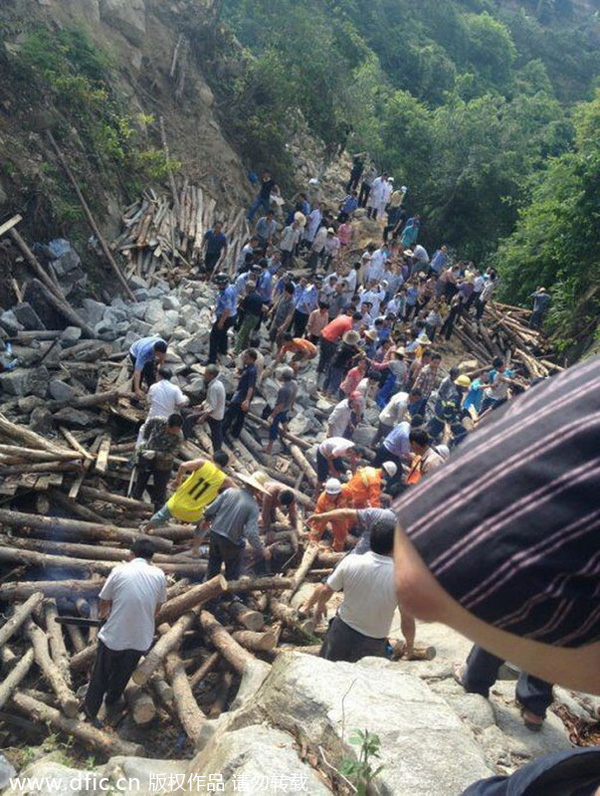 Death toll from S China bridge collapse rises to 11