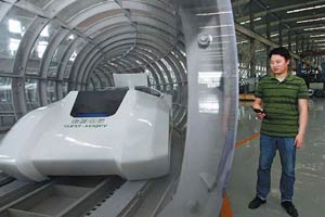 President Xi inspects jetliner R&D center