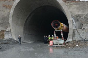 14 trapped in China railway tunnel collapse