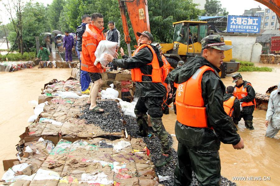 Over 100,000 affected by Typhoon Matmo in E China's Jiangxi