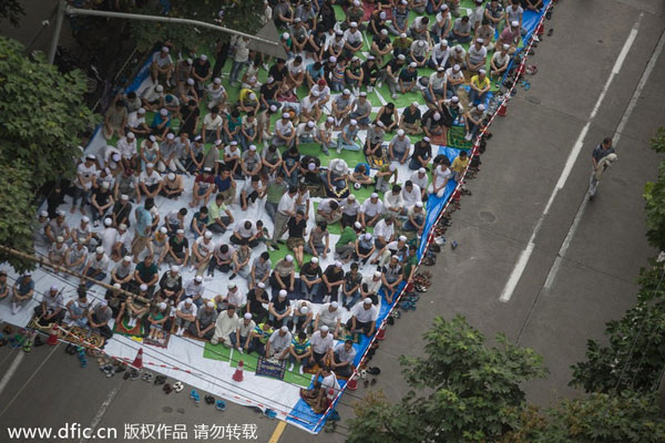 Chinese Muslims celebrate Eid al-Fitr