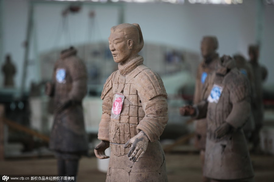 Restored terracotta warriors don 'scarves' and 'dresses'