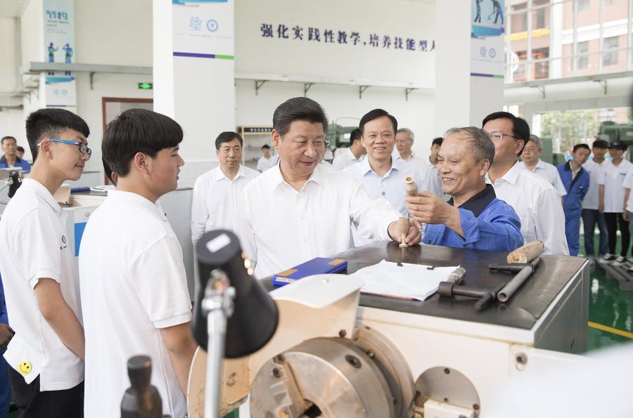 Xi emphasizes better livelihoods on Guizhou province tour