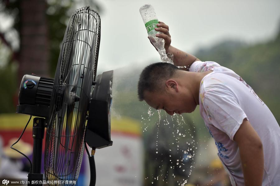 Heat wave sizzles across China