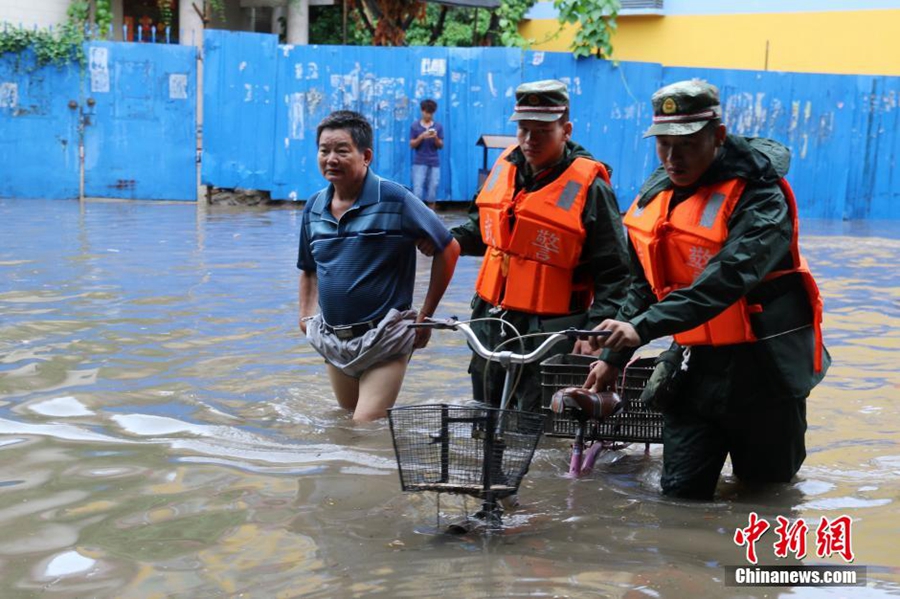 200 evacuated after floods in SW China