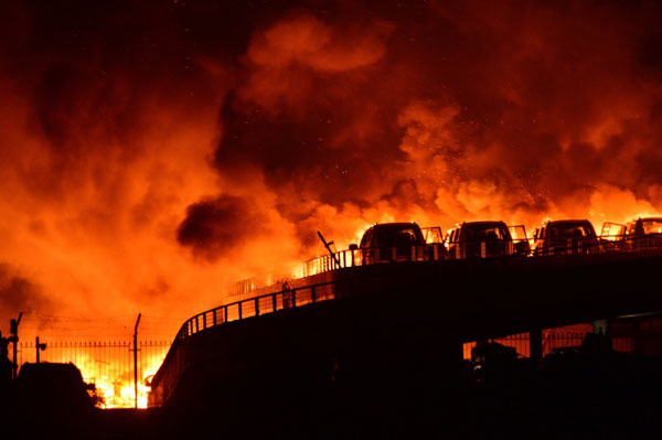 Harmful pollutants found near Tianjin site; outlets blocked