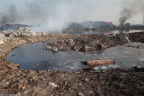 Tianjin official warns against activities close to the explosions site