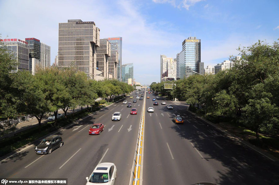 Clear blue sky reveals Beijing's beauty