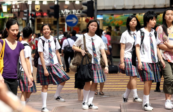 Social media buzz over the ugliness of Chinese school uniforms