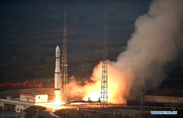 China's new carrier rocket succeeds in first trip