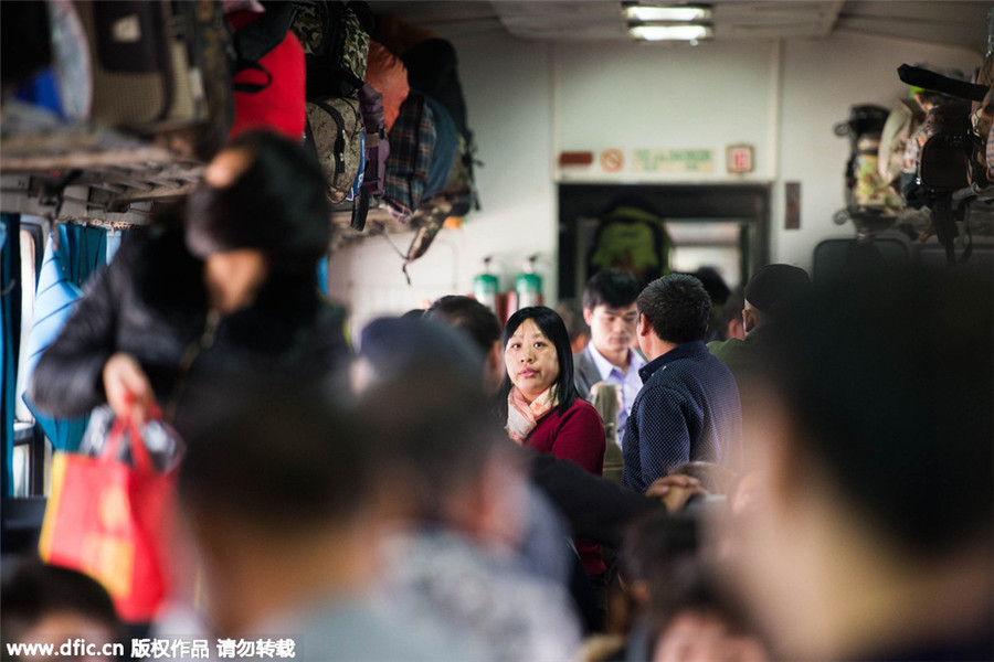 Goodbye to last green train in Shenzhen