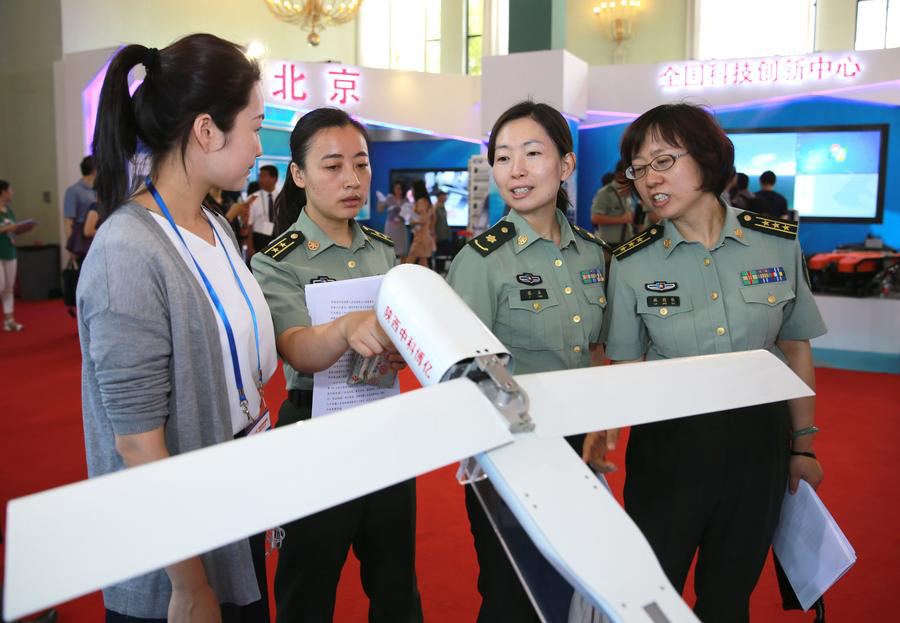 People visit China's sci-tech innovation exhibition in Beijing