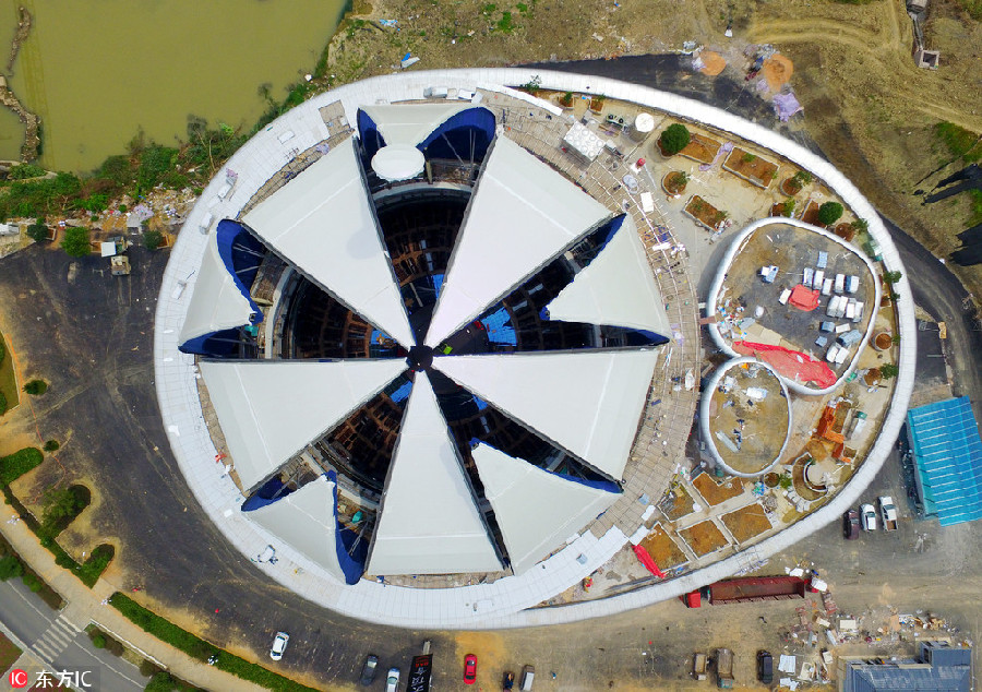 World's largest transparent-domed bar under construction