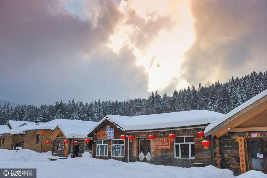 Snow village, a farm turns fairy tale world in Heilongjiang