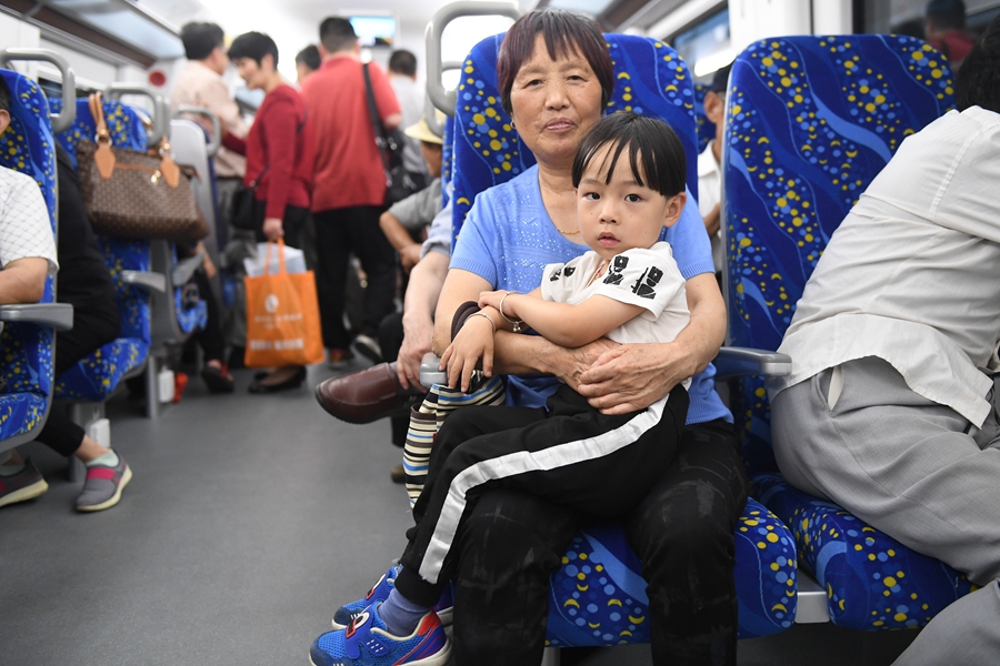 New intercity trains in trial operation in East China