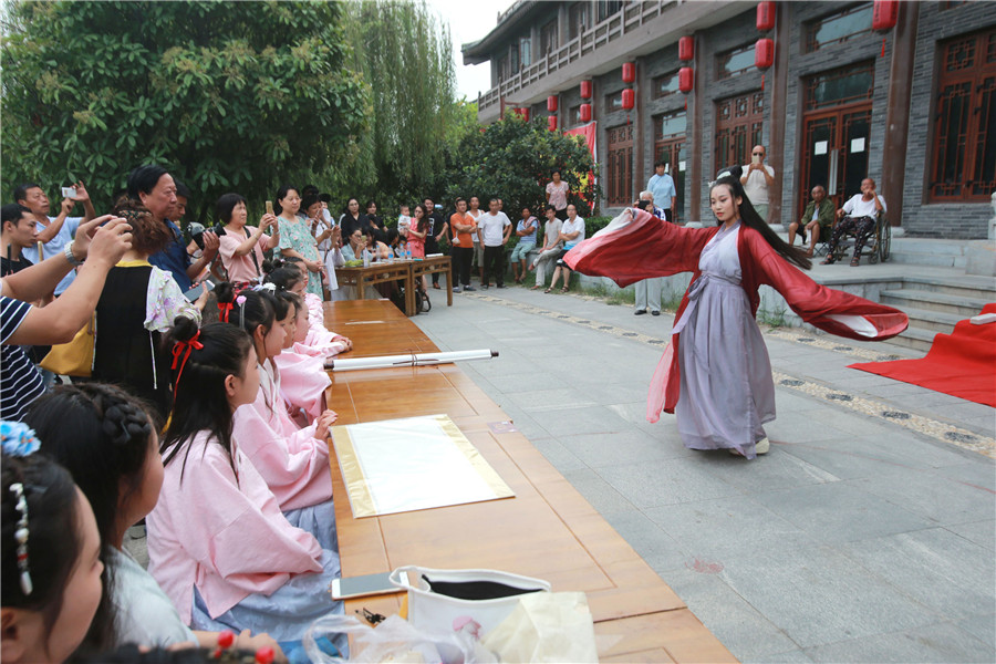 Chinese Valentine's Day celebrated in ancient way