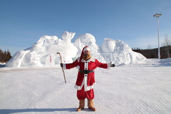 Snow sculpture park opens in Heilongjiang