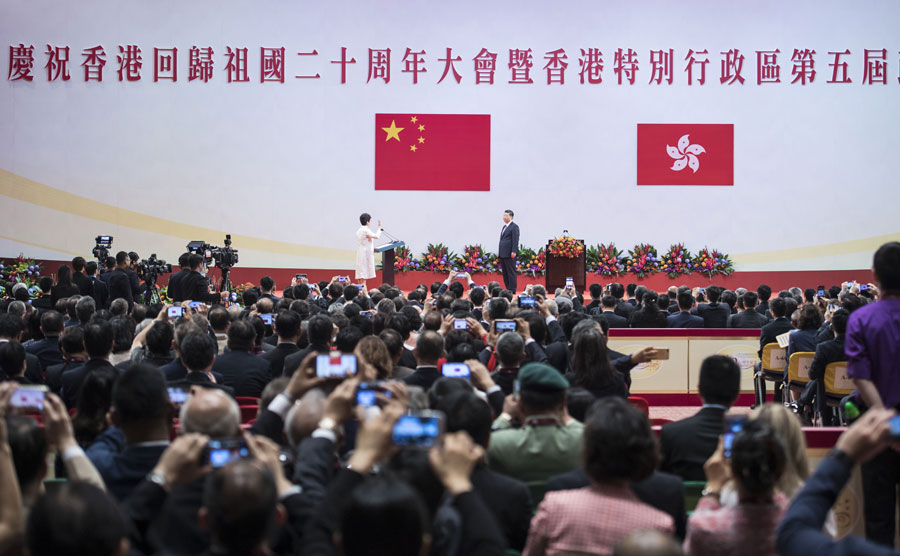 Xi expresses confidence in new HK chief executive