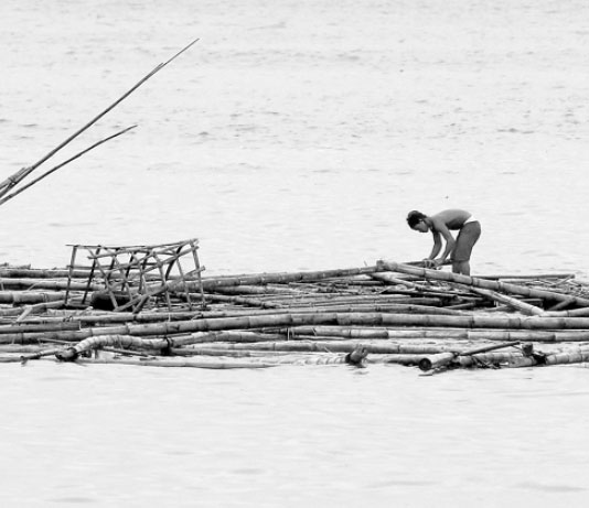 Typhoon Kalmaegi leaves Philippines largely unscathed