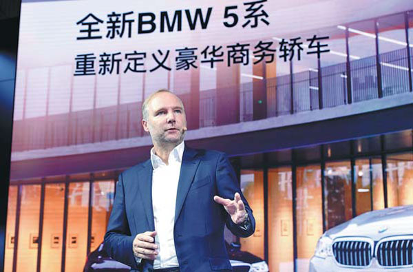 BMW sizzles and dazzles, as it unleashes brace of models in Chengdu