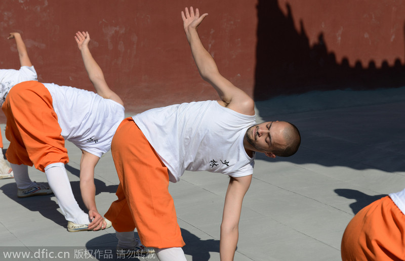 Foreigners pursue kung fu dream in Henan