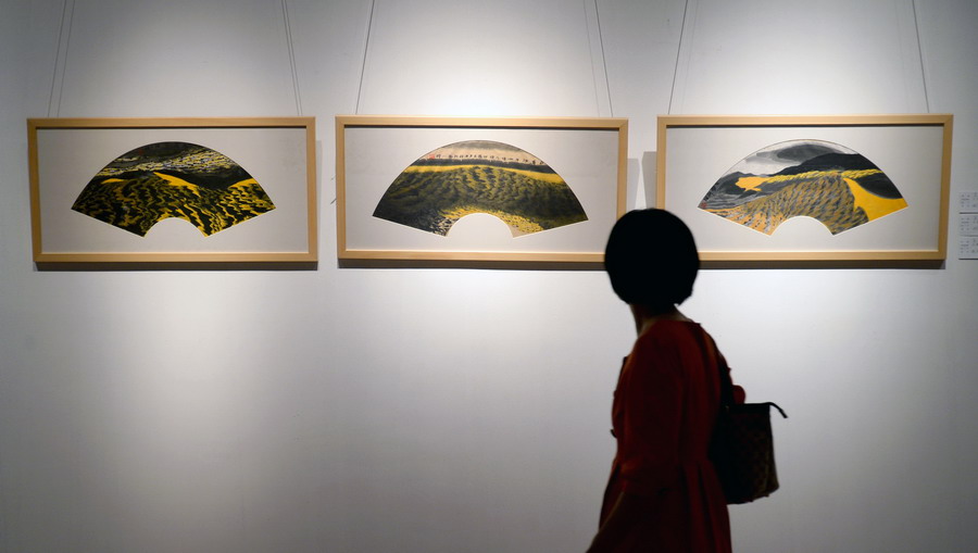 Hangzhou holds exhibition on illustrations, cartoons