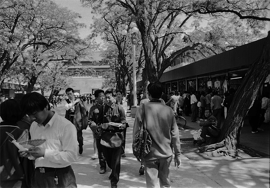 1990s flashback to Forbidden City: Chinese haircut, paying for loo