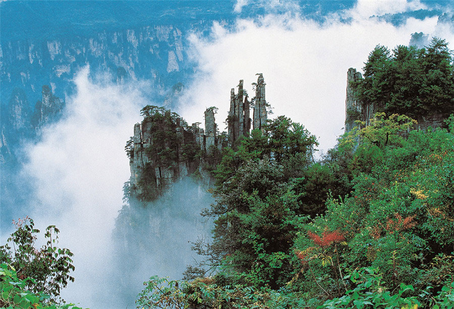 Beautiful images capture amazing Zhangjiajie