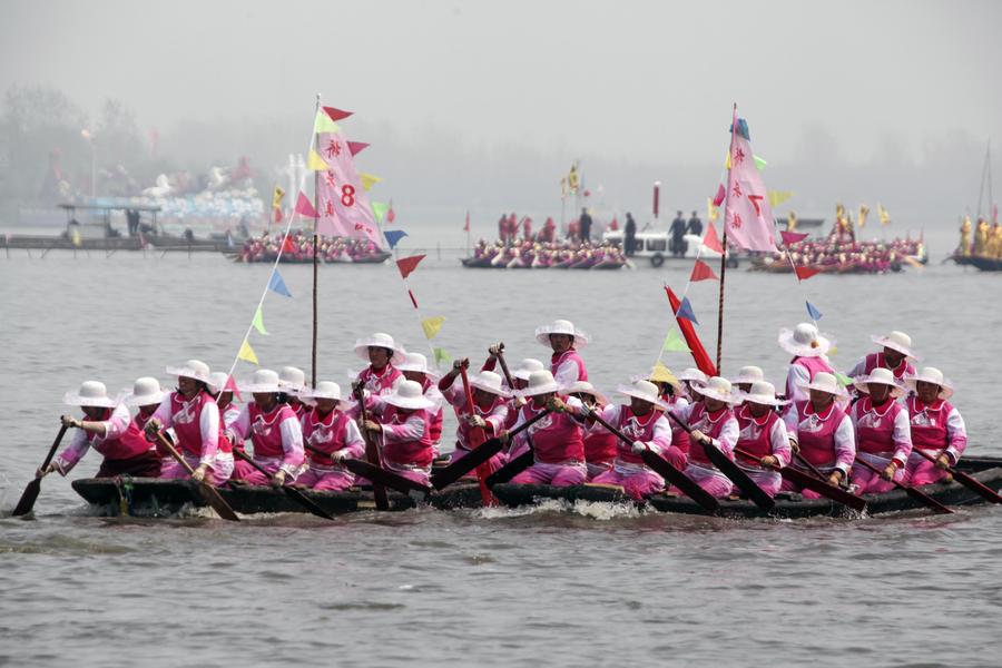 Qintong Boats Gathering Festival kicks off