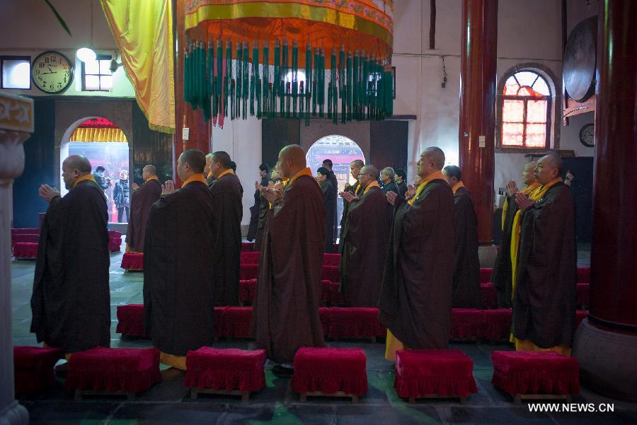 Buddhist ritual held on Jiuhua Mountain in E China's Anhui