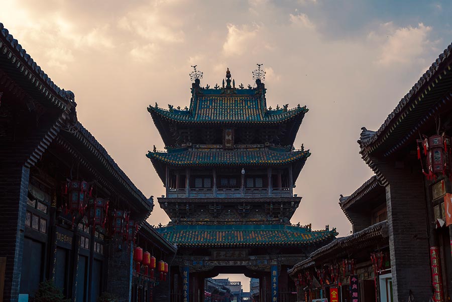 Shanxi in the Eyes of Foreigners: Looking at the roofs