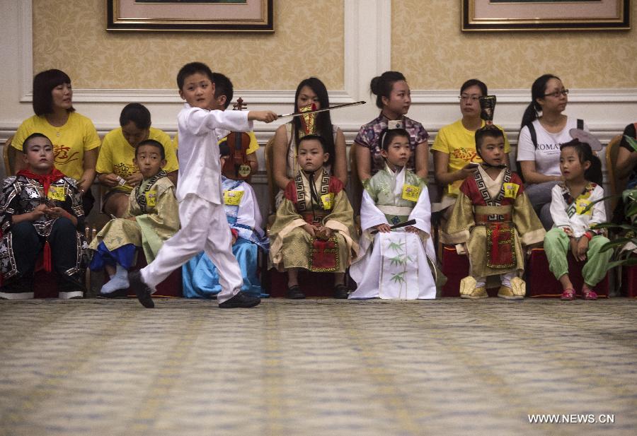 Kids compete over studies on Chinese culture in Wuhan