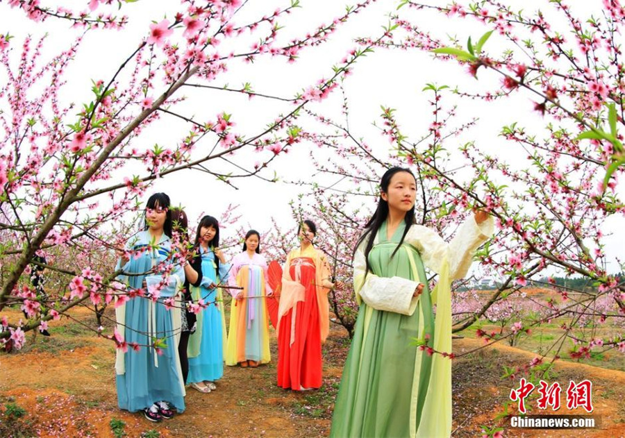 Hanfu show on 'Girl's Day' in C China