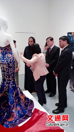 Chinese Art of Silk Exhibition opened in Qatar