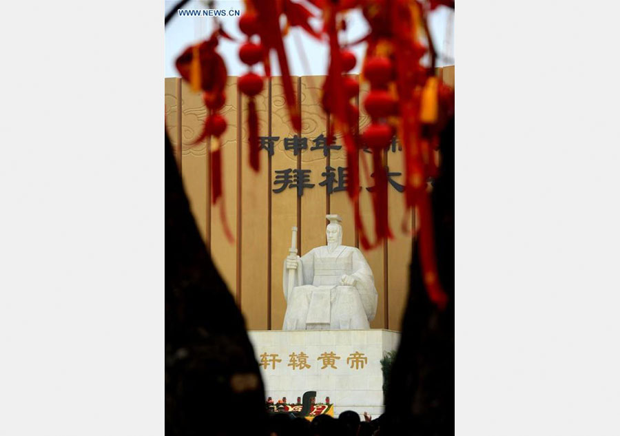 Ancestor worship grand ceremony to honor Huangdi held in C China